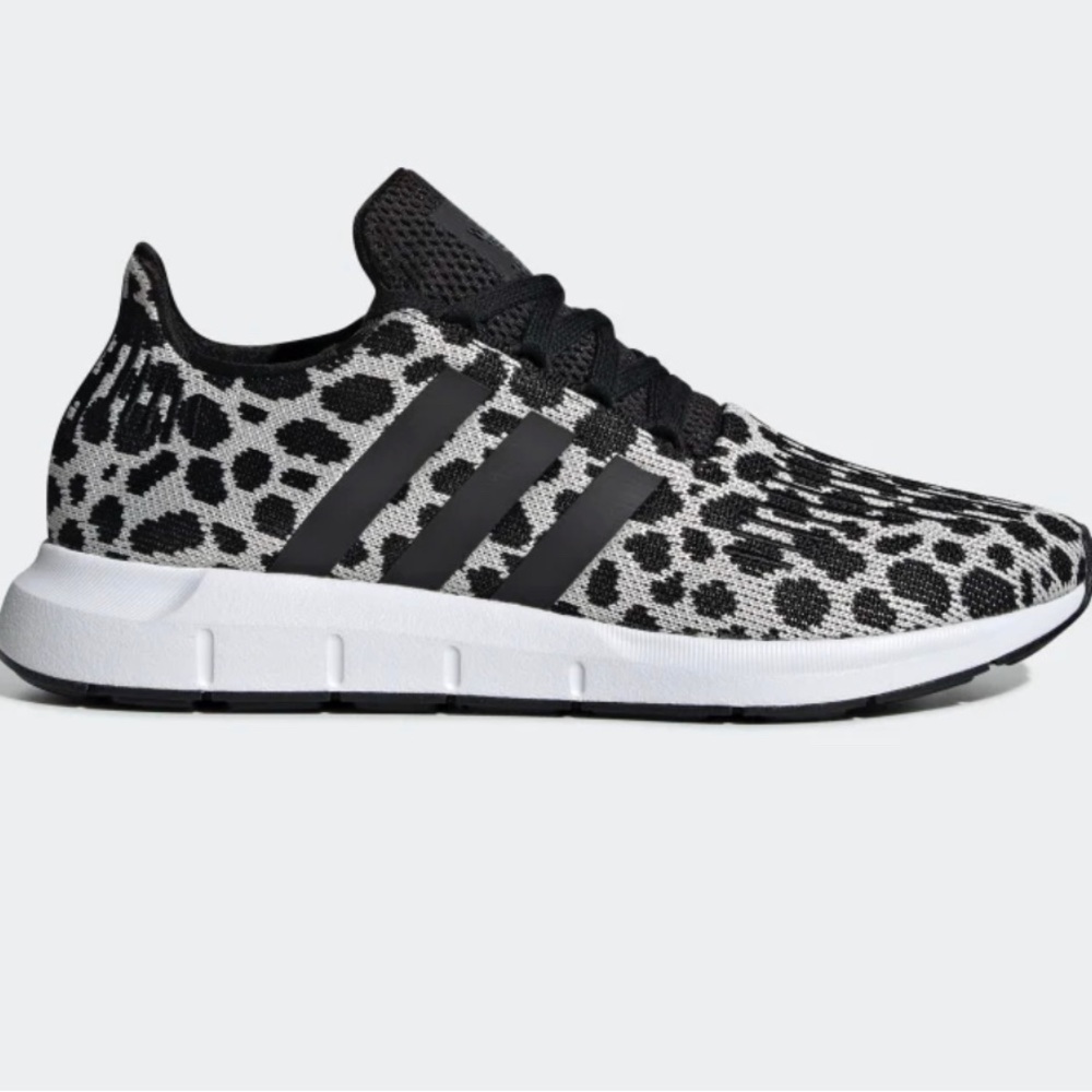 Adidas swift run cheetah / leopard print